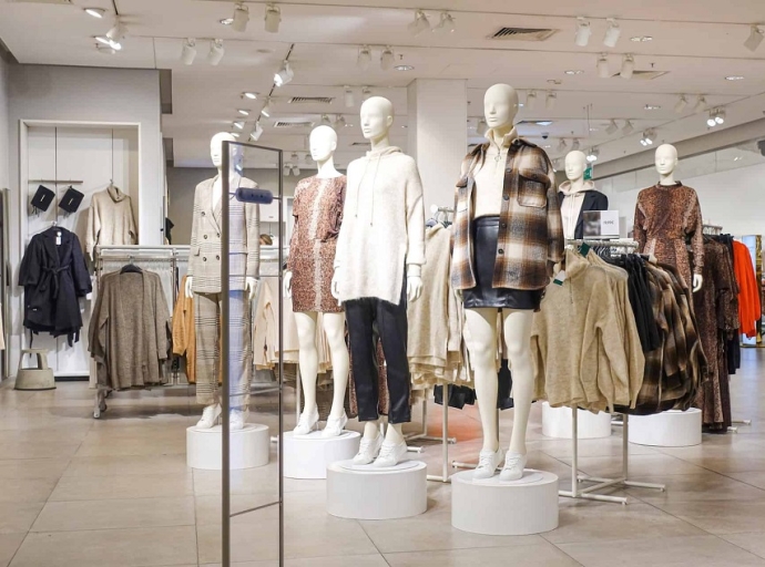 Fashion Retailers Face Slower Growth as Demand Softens